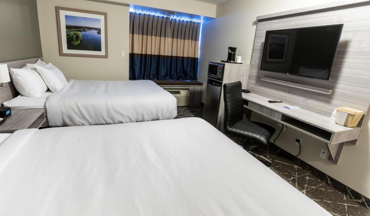 Microtel & By Wyndham Hotel