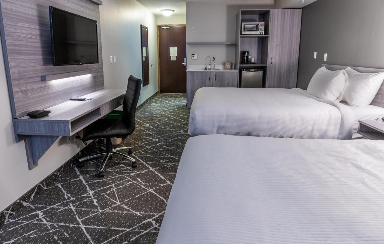 Hotel Microtel & By Wyndham 4*