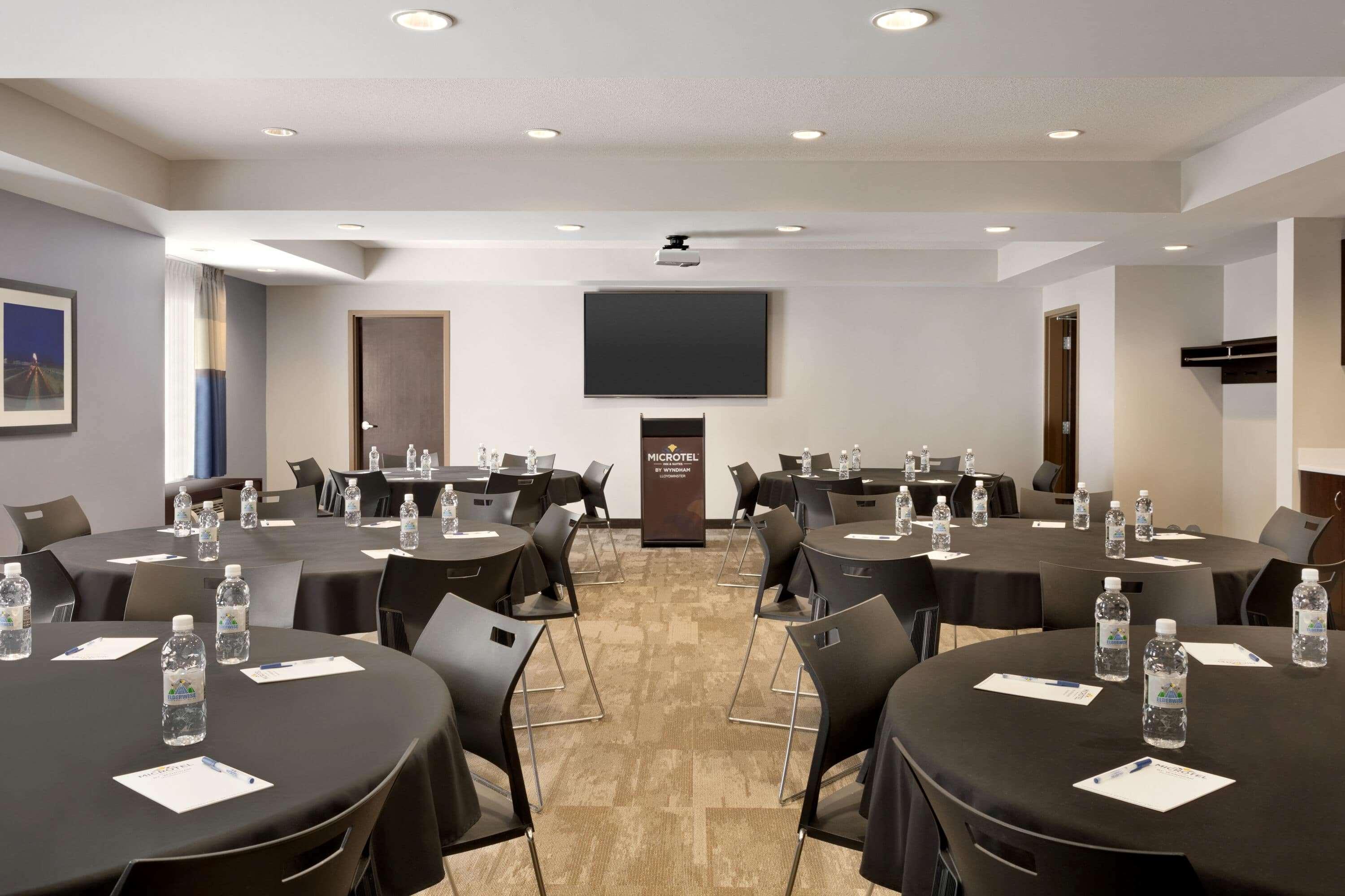 Microtel & By Wyndham 4*