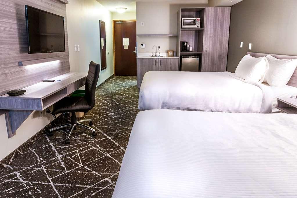 Microtel & By Wyndham Hotel Lloydminster