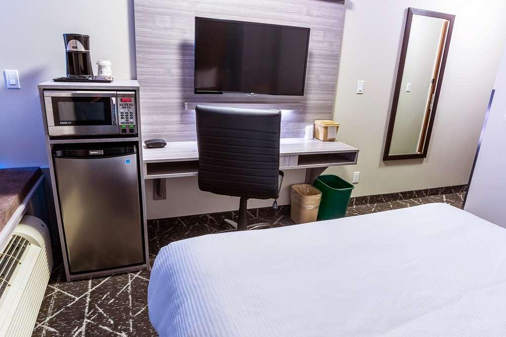 Microtel & By Wyndham Hotel