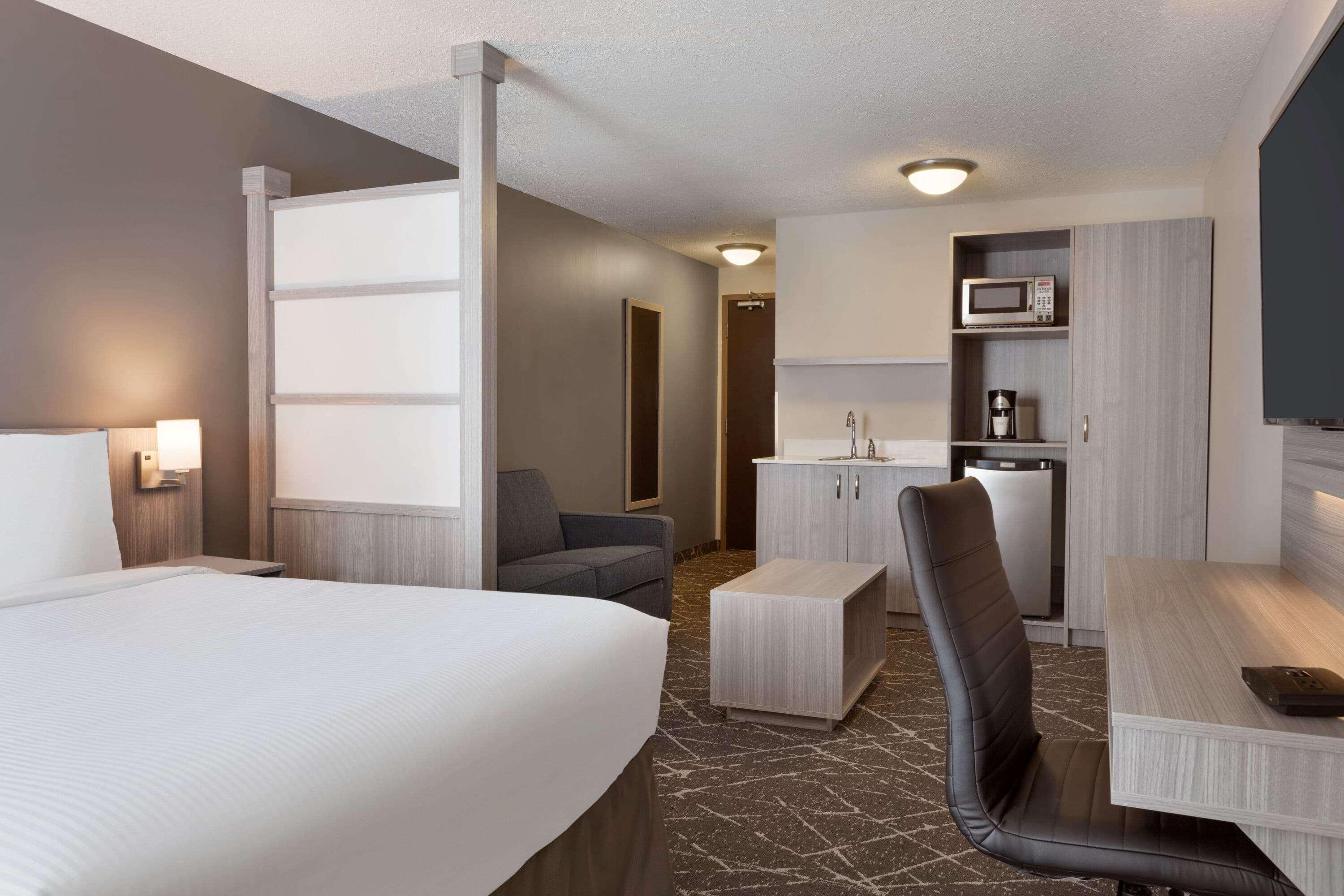 Hotel Microtel & By Wyndham 4*