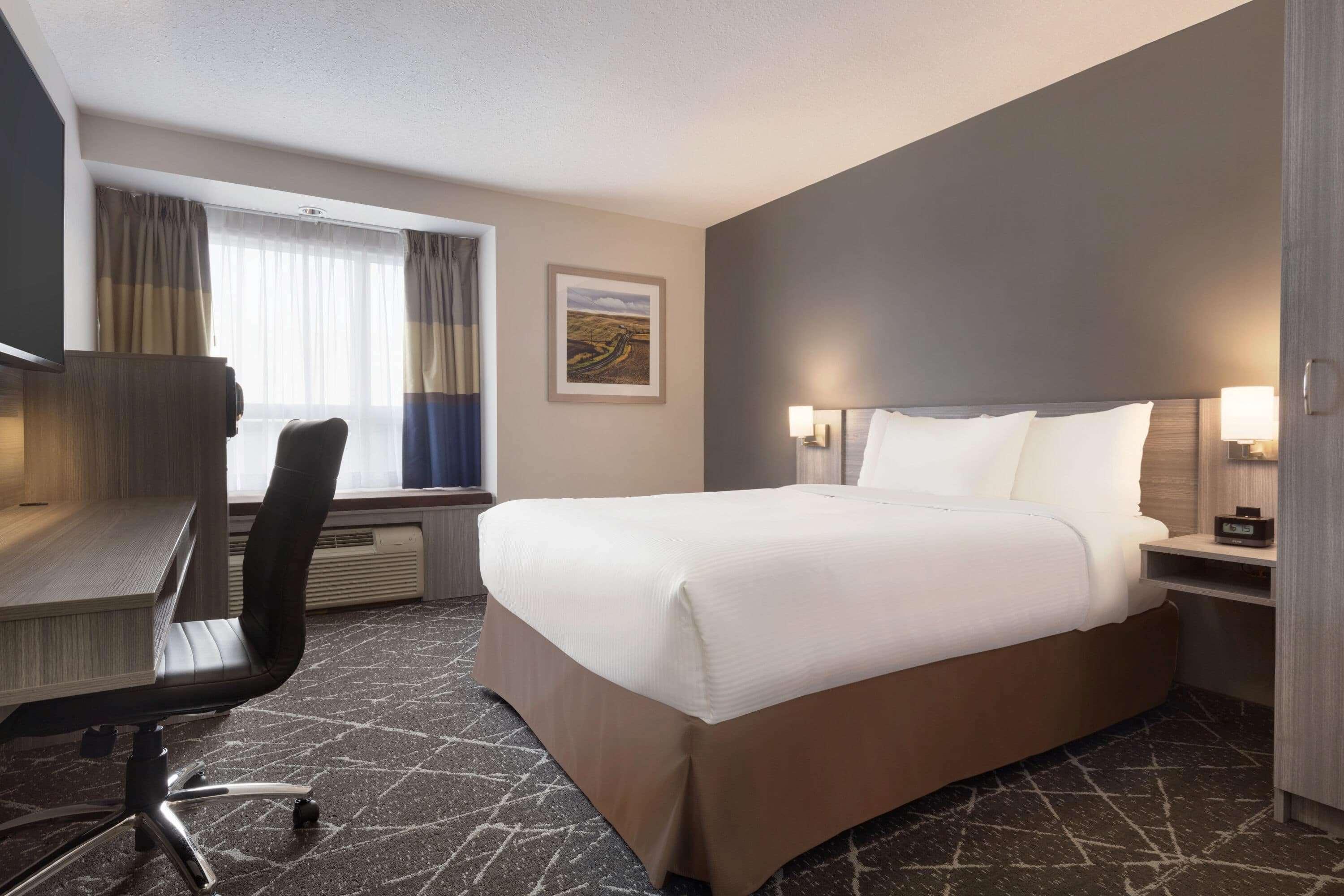 Microtel & By Wyndham 4*