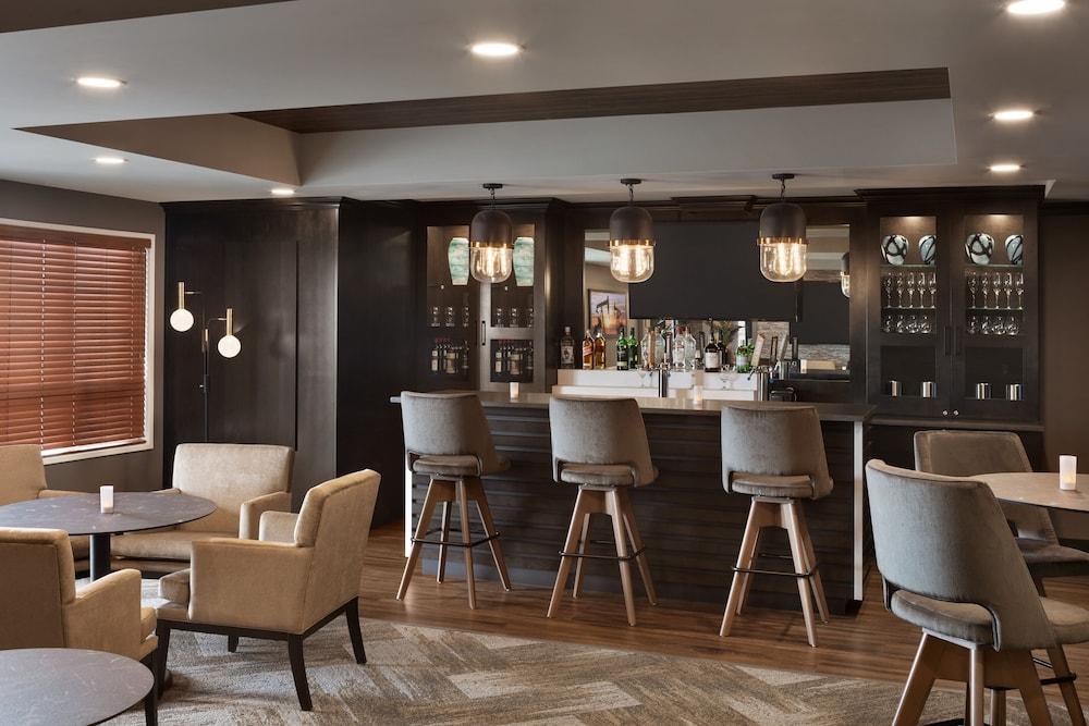 Hotel Microtel & By Wyndham Lloydminster